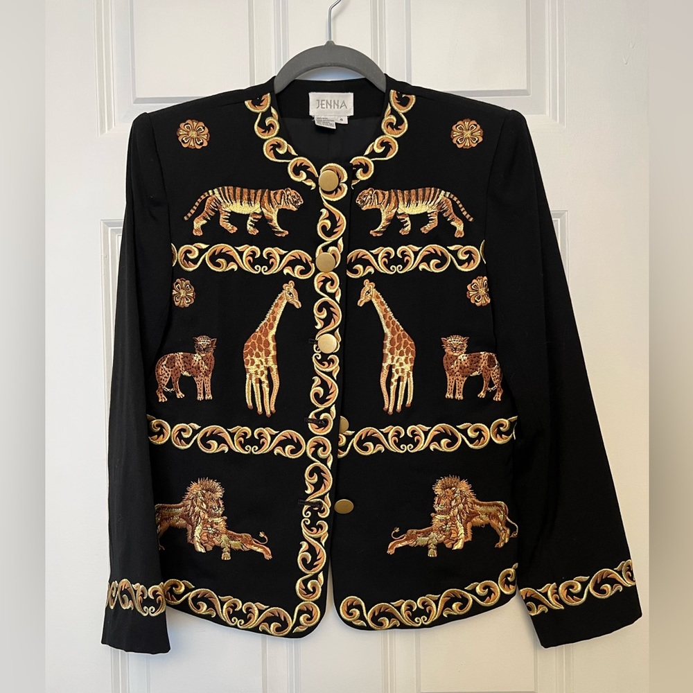 Animal lovers! Jacket with tigers, giraffes, lions & cheetahs. Black & gold.